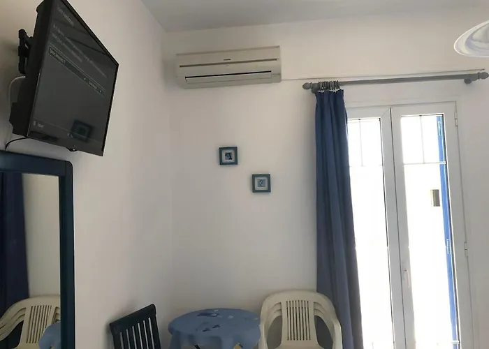 Appartement Marina 1 *